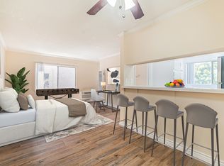 15349 Vanowen St #15, Van Nuys, CA 91406