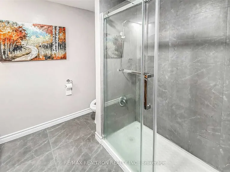 7 Barnwell Dr — Photo 6