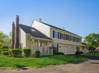 2628 College Hill Cir #71, Schaumburg, IL 60173