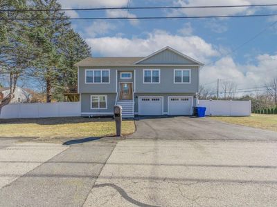 1 Cleveland St, West Warwick, RI, 02893