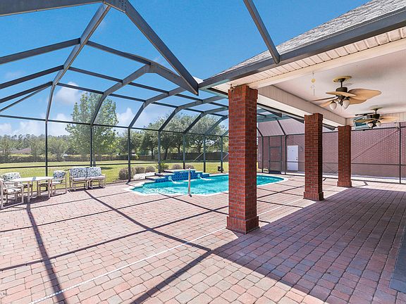 5th image of 10598 Grayson Ct