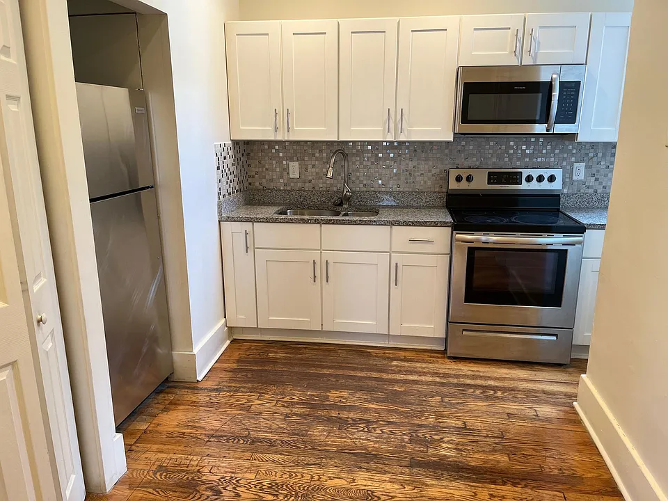 263 New Scotland Ave #2