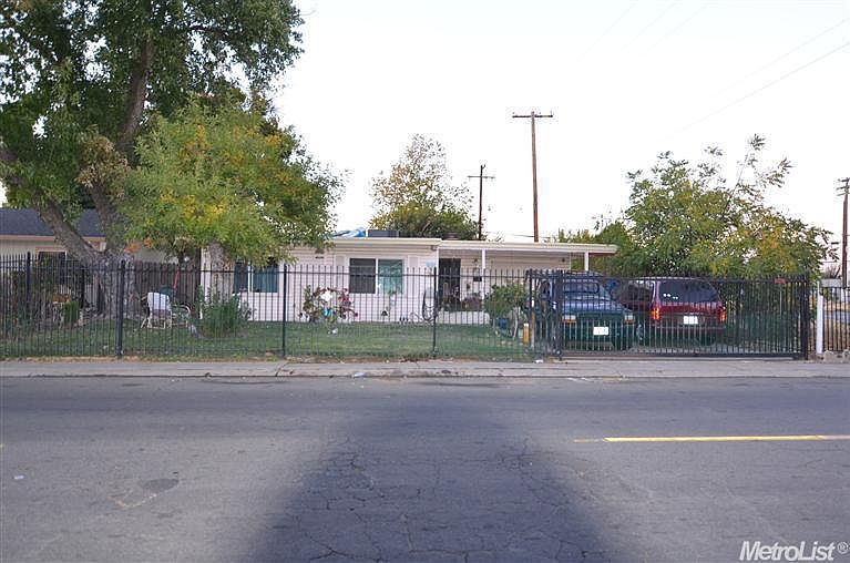1st image of 5321 37th Ave