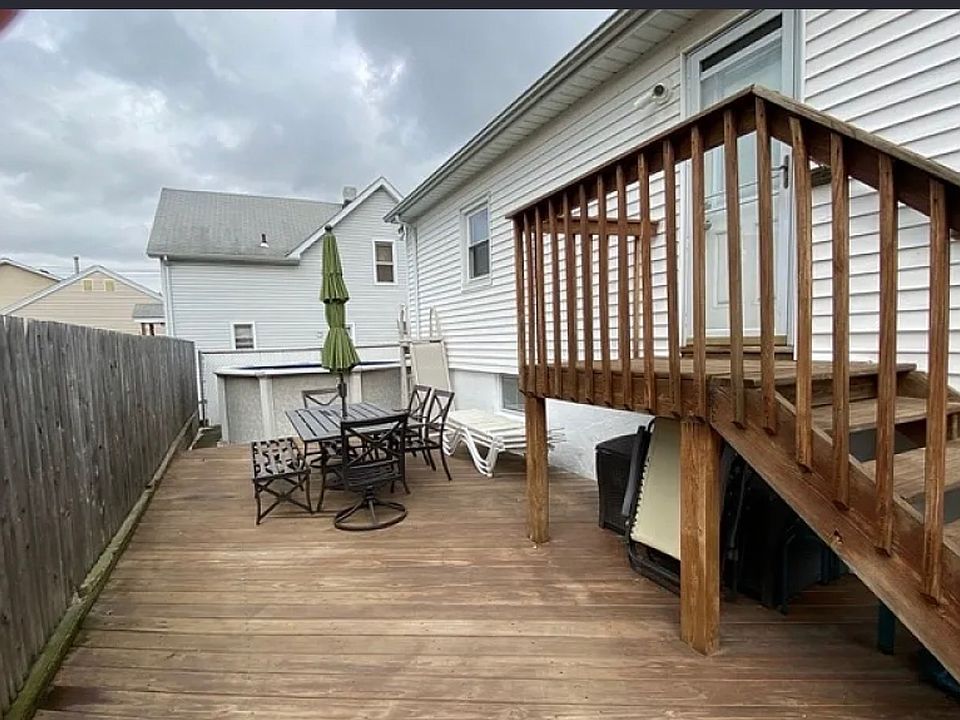 1st image of 61 Kipp Ave