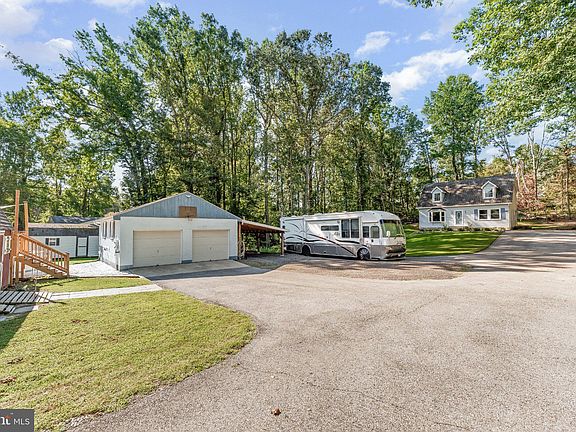 5th image of 1125 Hilendale Way