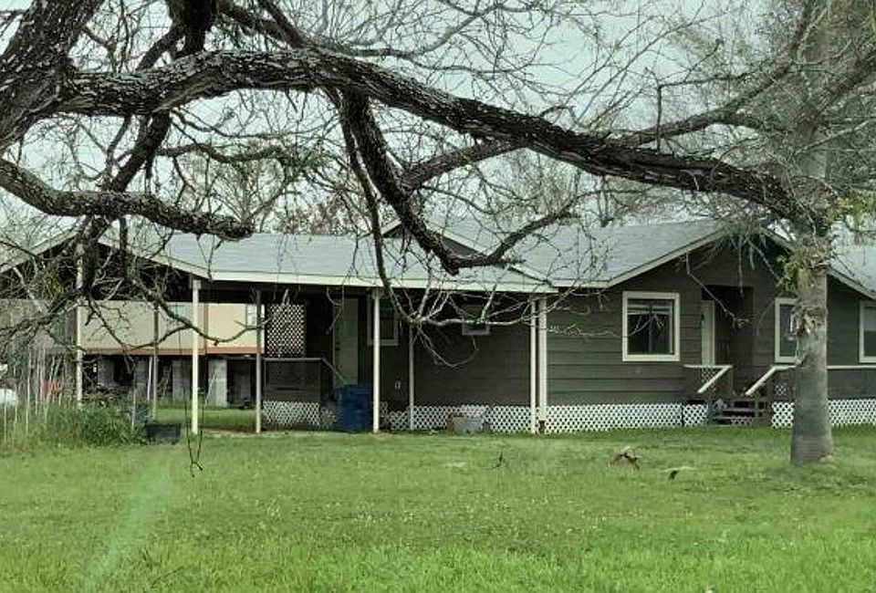 521 Quail Ln, Floresville, TX 78114 Zillow