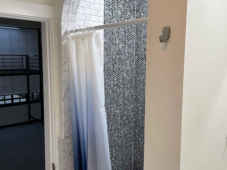 416 E Main St #302 — Photo 7