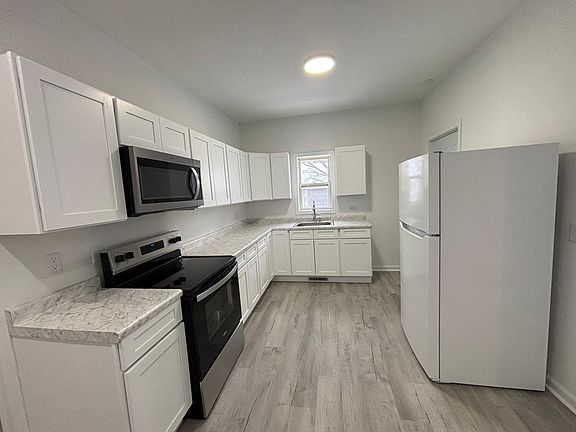 4th image of 1303 Buffalo St APT 1