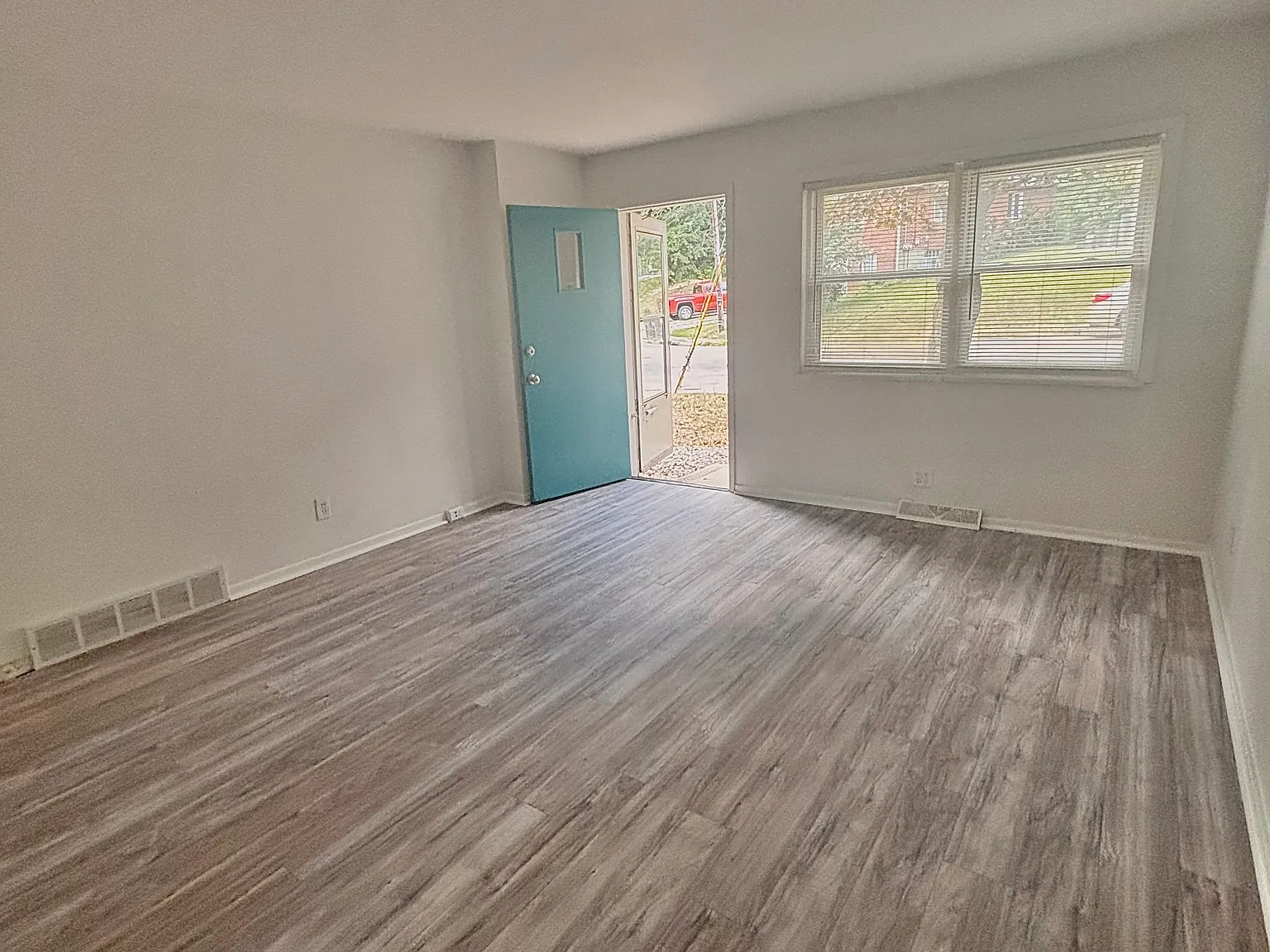 3 bed, 1512 sqft, $1,400 — Photo 3