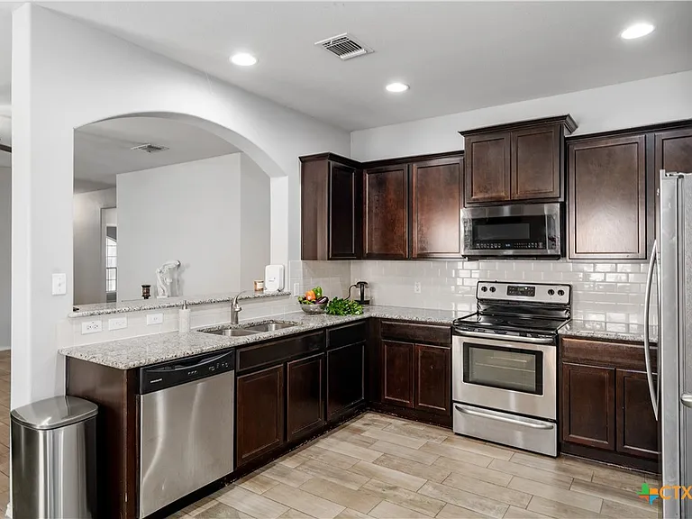 5634 Stonehaven Dr — Photo 11