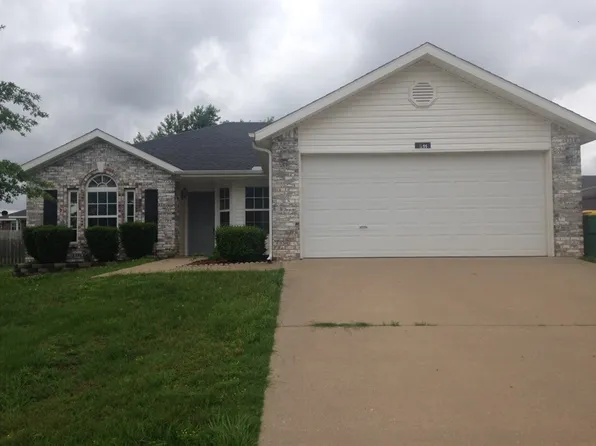 511 Maplewood Dr, Centerton, AR 72719