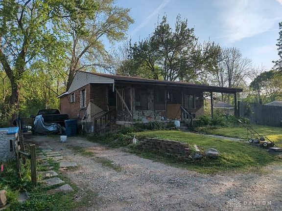 2nd image of 4045 Champaign Ave