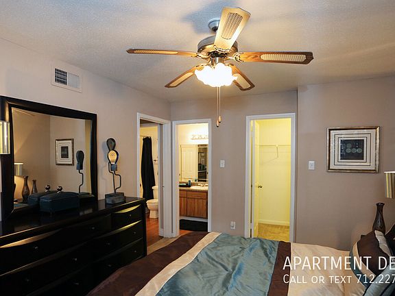 5th image of 121 Creekbend Dr #3390