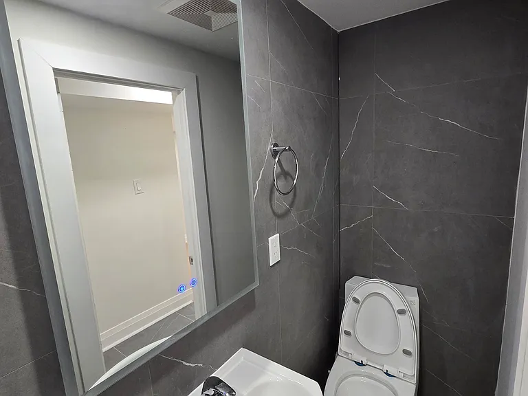 9 Alton Ave — Photo 5