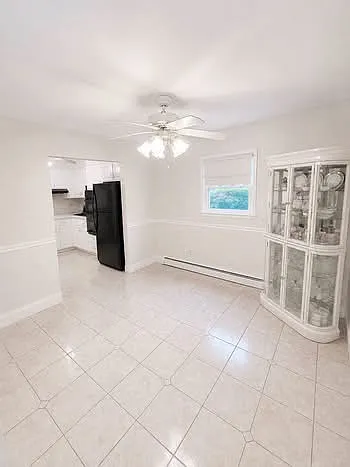 3 bed, 1300 sqft, $3,485 — Photo 4