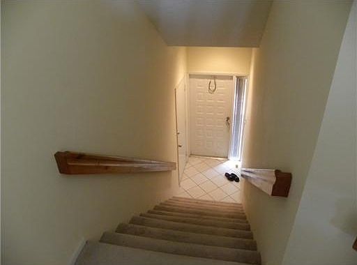 5th image of 965 NW 93rd Ave