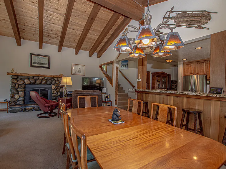 725 Balsam Ln — Photo 13