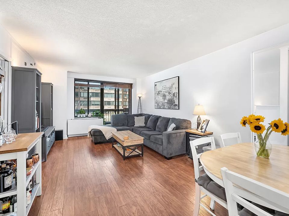 1st image of 1441 3rd Ave APT 3B