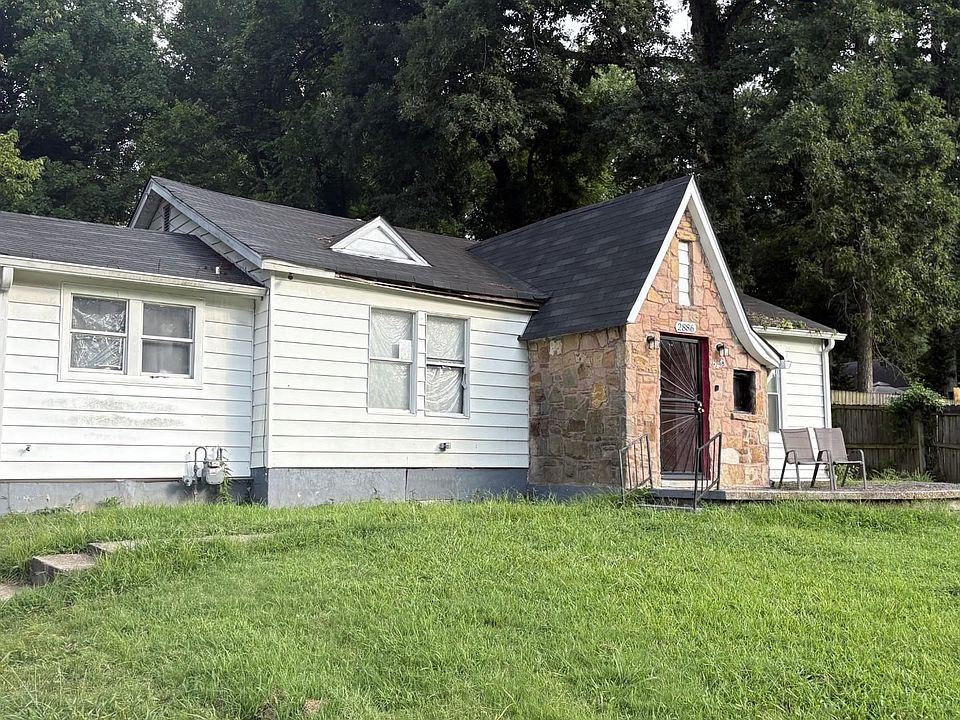 1st image of 2886 Overton Crossing St