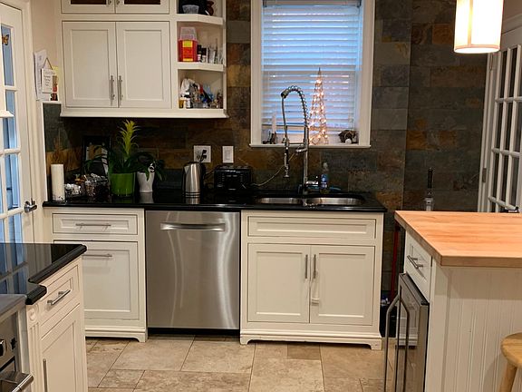 3rd image of 81 Glover Ave