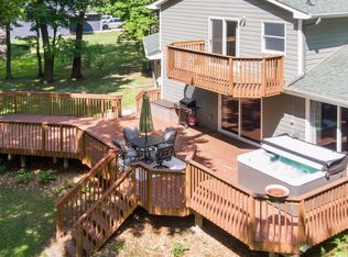 16059 Kettle River Blvd NE, Columbus, MN 55025