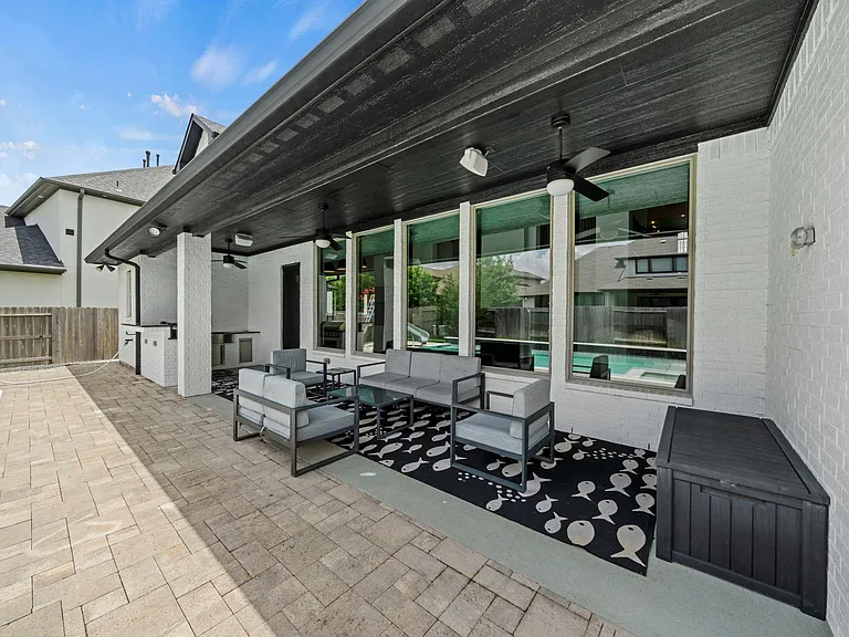19110 Wimberly Hills Ln — Photo 40