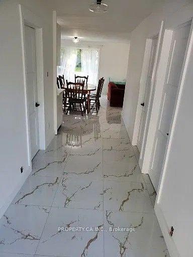 3 bed, $2,400 — Photo 3