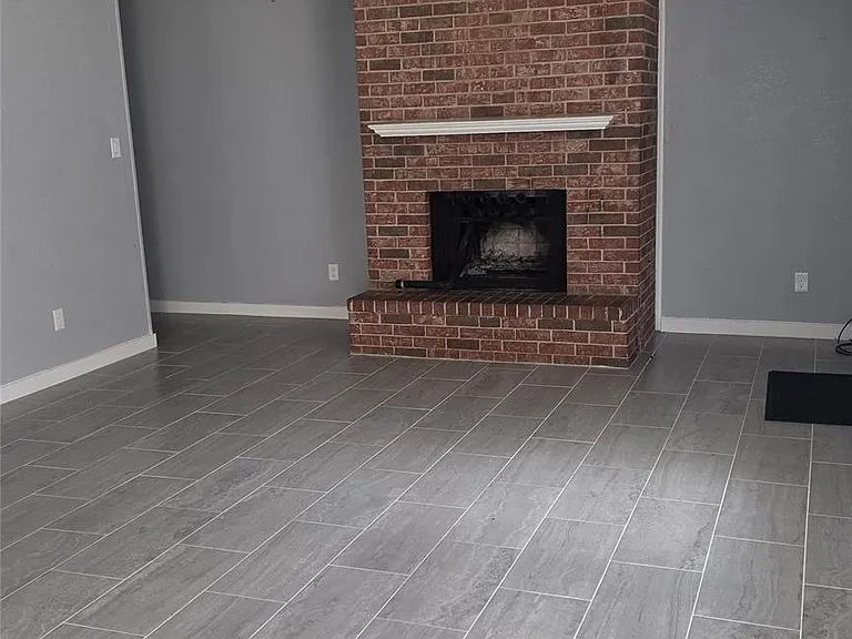 1503 Wentwood Dr — Photo 6