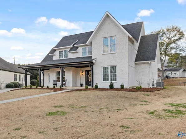 4712 Slalom Run SE, Owens Cross Roads, AL 35763