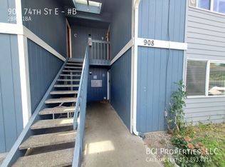 908 74th St E APT B, Tacoma, WA 98404