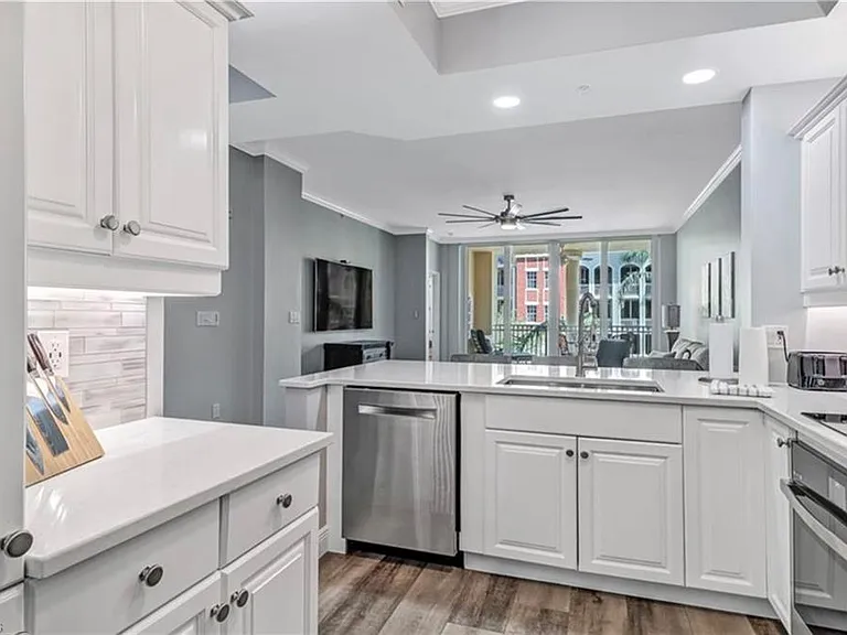 410 Bayfront Pl #2307 — Photo 8