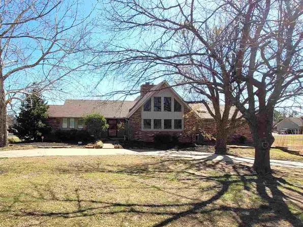 1502 N 9th St, Perry, OK 73077
