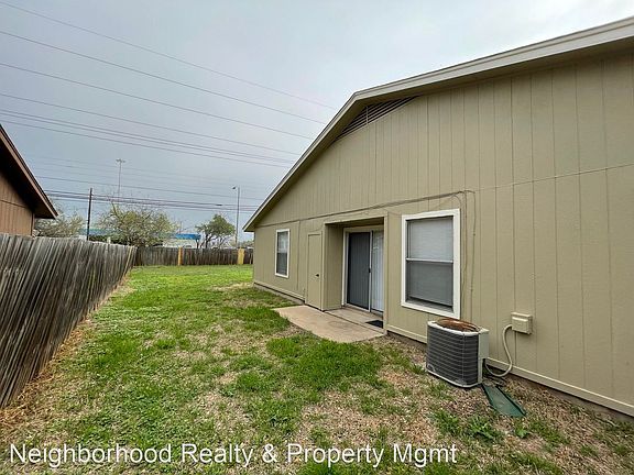 5th image of 12211A Dundee Dr