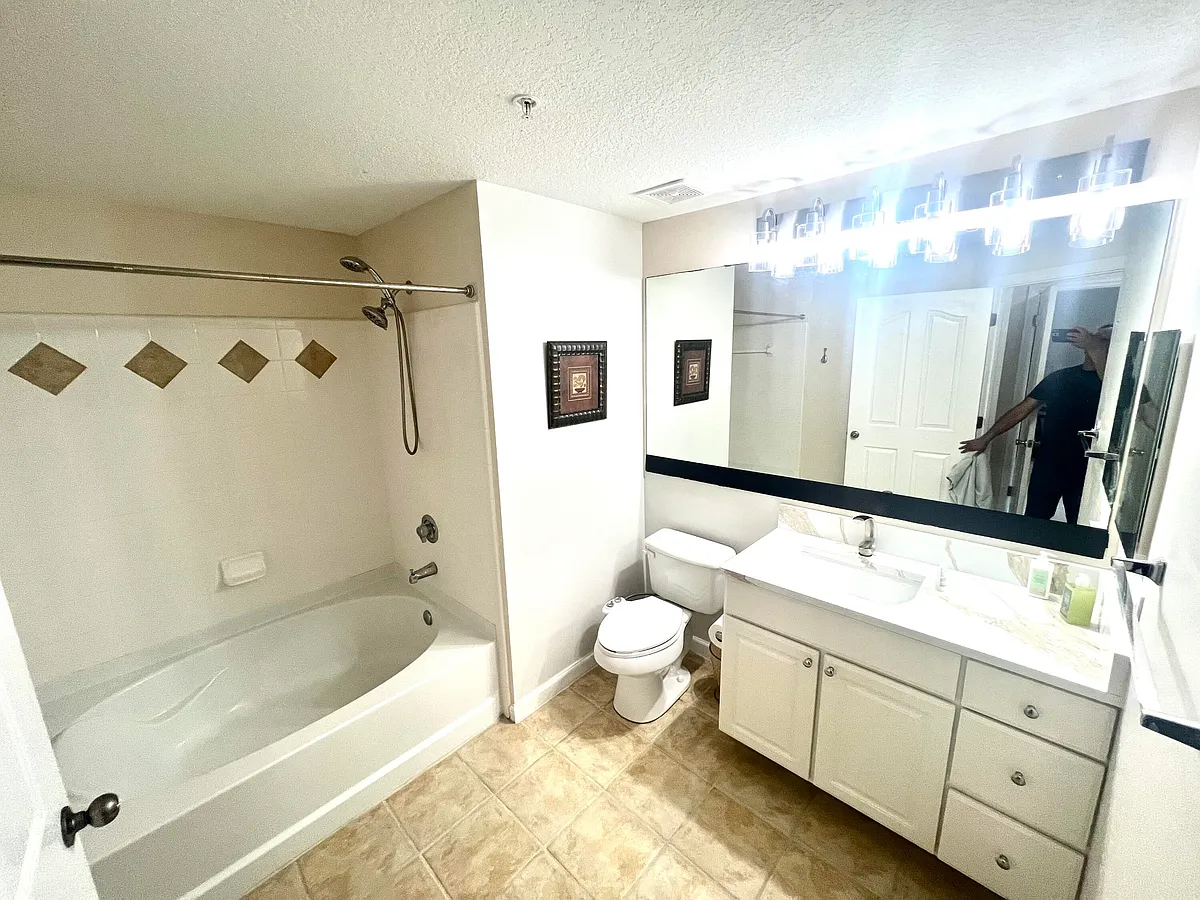 Building Photo - 9857 Baywinds Dr #9210