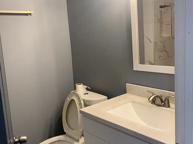 6834 S Green St #2 — Photo 5