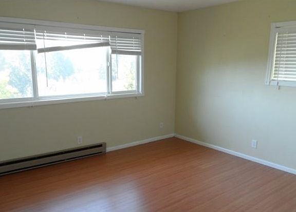 5th image of 106 Meadow Dr