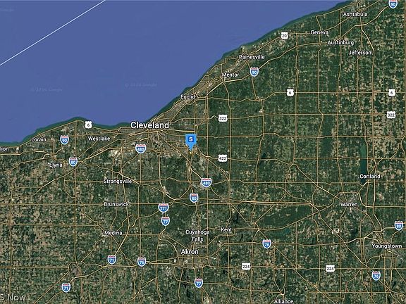 5th image of 23100 Rockside Rd