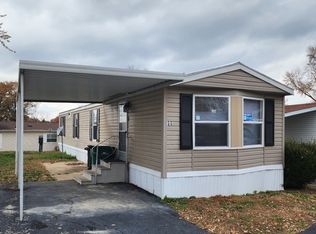 11 Worthington Dr, Belleville, IL 62221