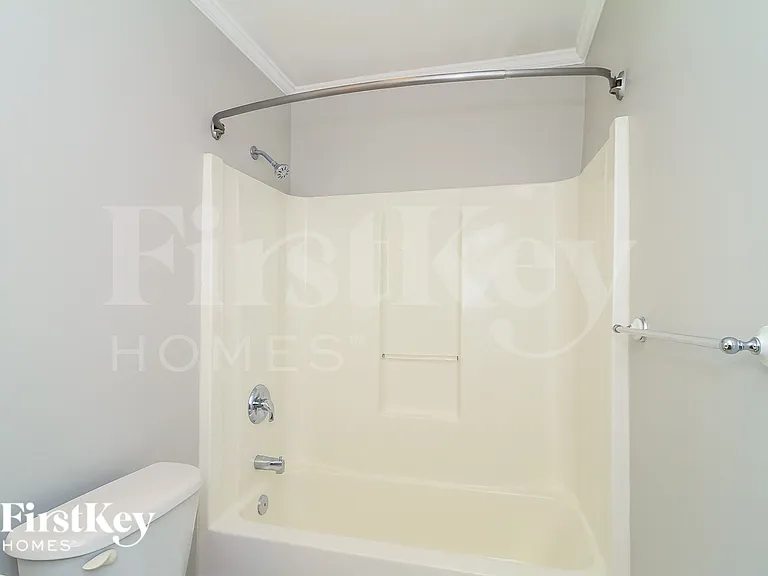 100 Pebble Run Ct — Photo 13