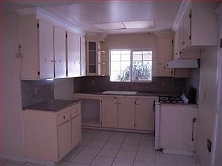 2nd image of 2884 Haughton Dr