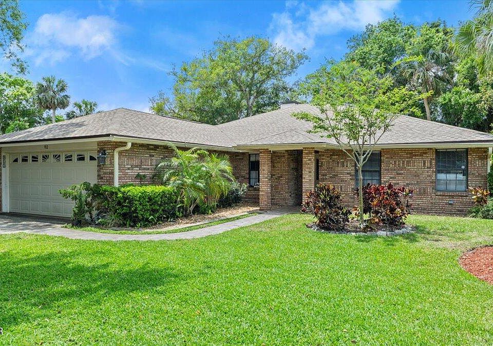1st image of 912 Fruitwood Pl