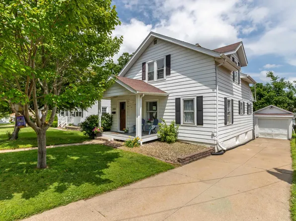 240 State St, Dubuque, IA 52003