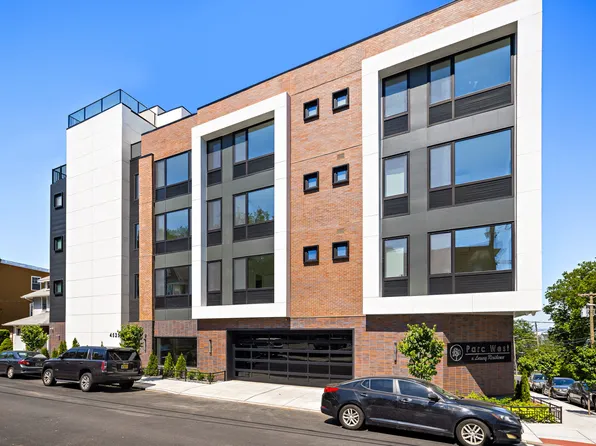 4525 Bergenwood Avenue image 71 of 74