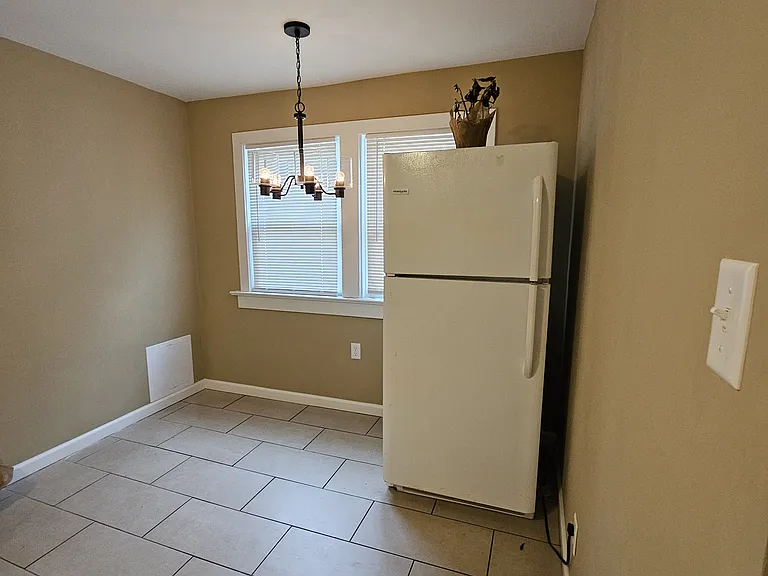14 Maylan Dr #2 — Photo 8
