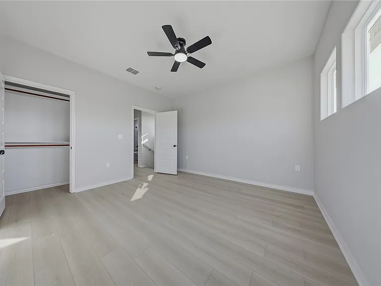 710 Mereet Dr — Photo 23