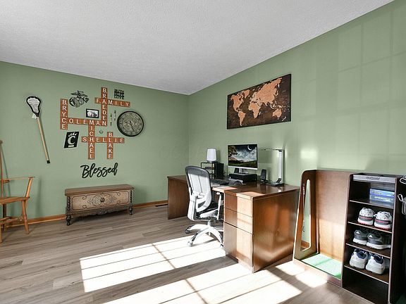 4th image of 13075 Heatherstone Cir