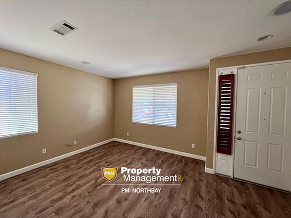 2nd image of 1908 Bramblewood Dr