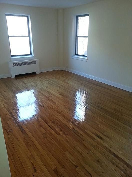 2nd image of 38 E 4th St