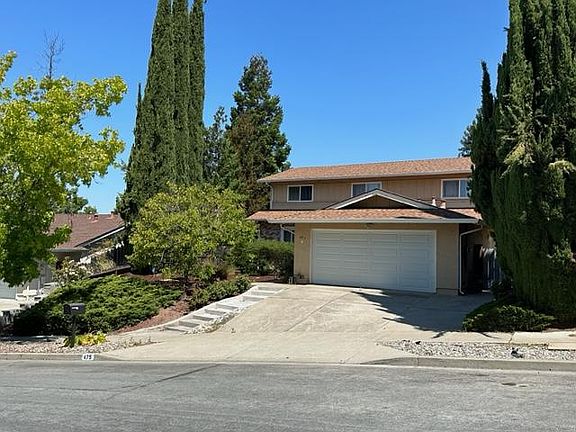 2nd image of 475 Indian Hill Pl