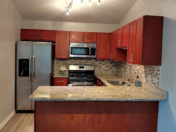 3rd image of 1029 Wynnfield Ct APT C